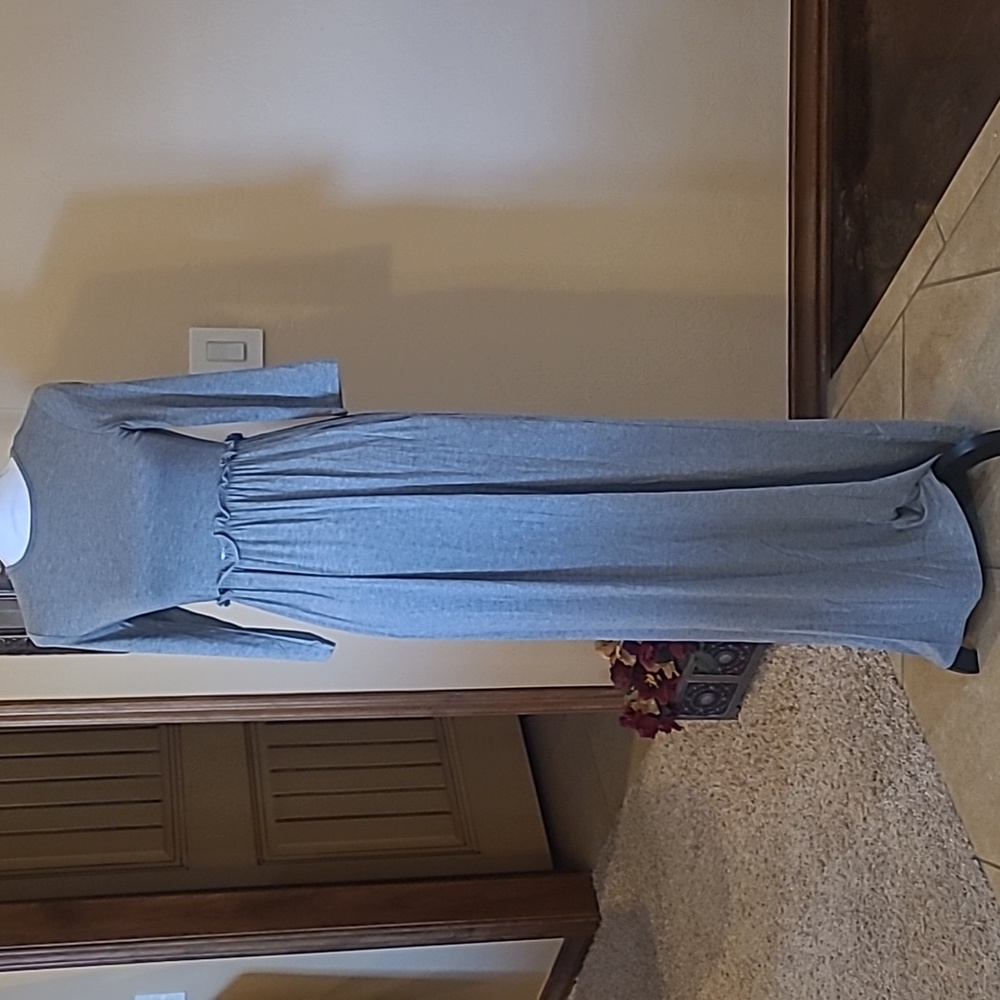 Bellamie NWOT Maxie Dress Size Small Gray Long